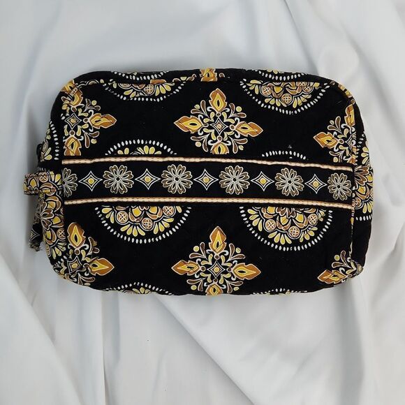 🔺️Stephanie Dawn Black & Yellow Quilted Floral Mandala Print Lined Pouch - Picture 2 of 12